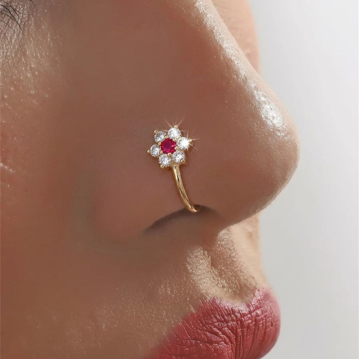 1PC Flower Shaped No Piercing  – Body Jewelry On Sale recenzja i cena